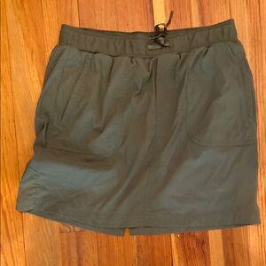 L.L. Bean Olive Green Women's Skort